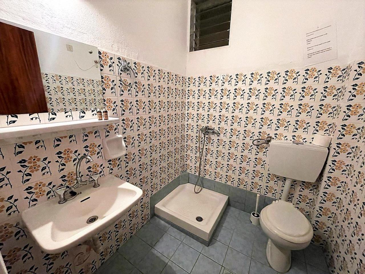 Seagarden 2 Hotel Потос Екстериор снимка
