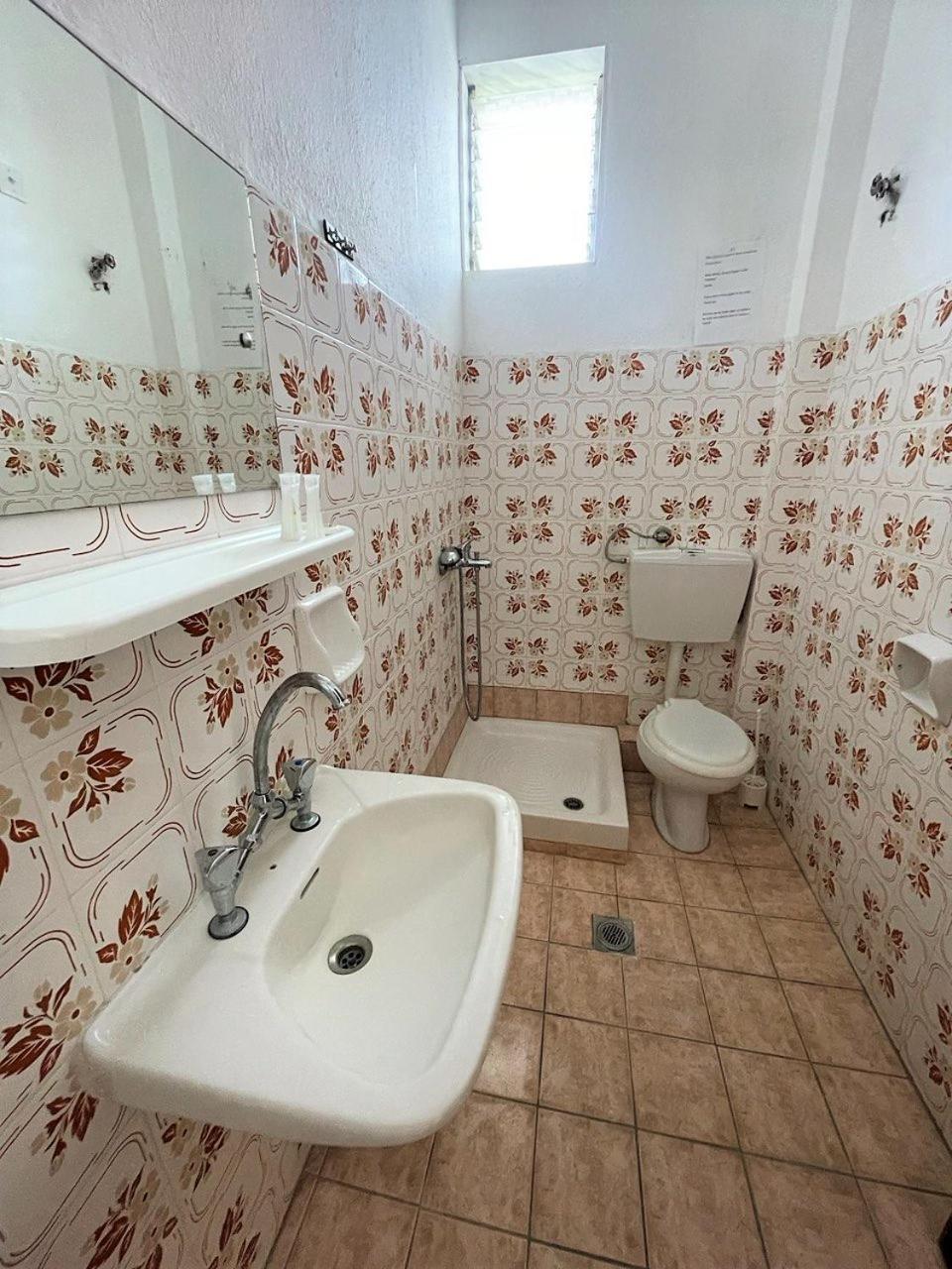Seagarden 2 Hotel Потос Екстериор снимка